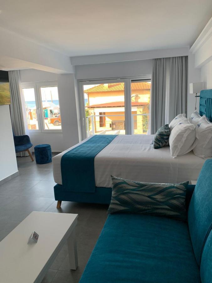 Ocean Blue Suites Ierissos Exterior foto